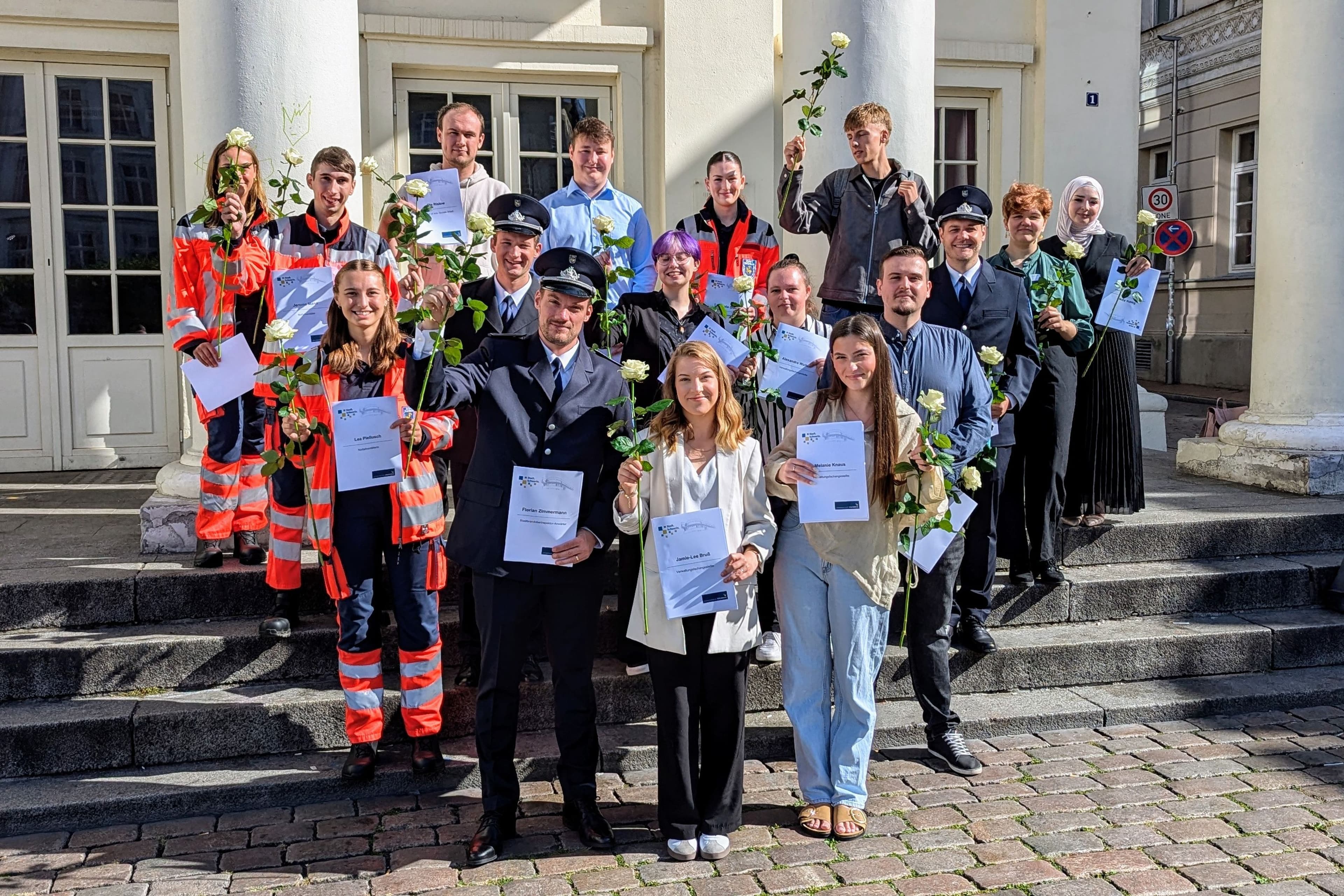 Neue Talente für die Stadtverwaltung Schwerin: 21 Nachwuchskräfte starten ihre Ausbildung