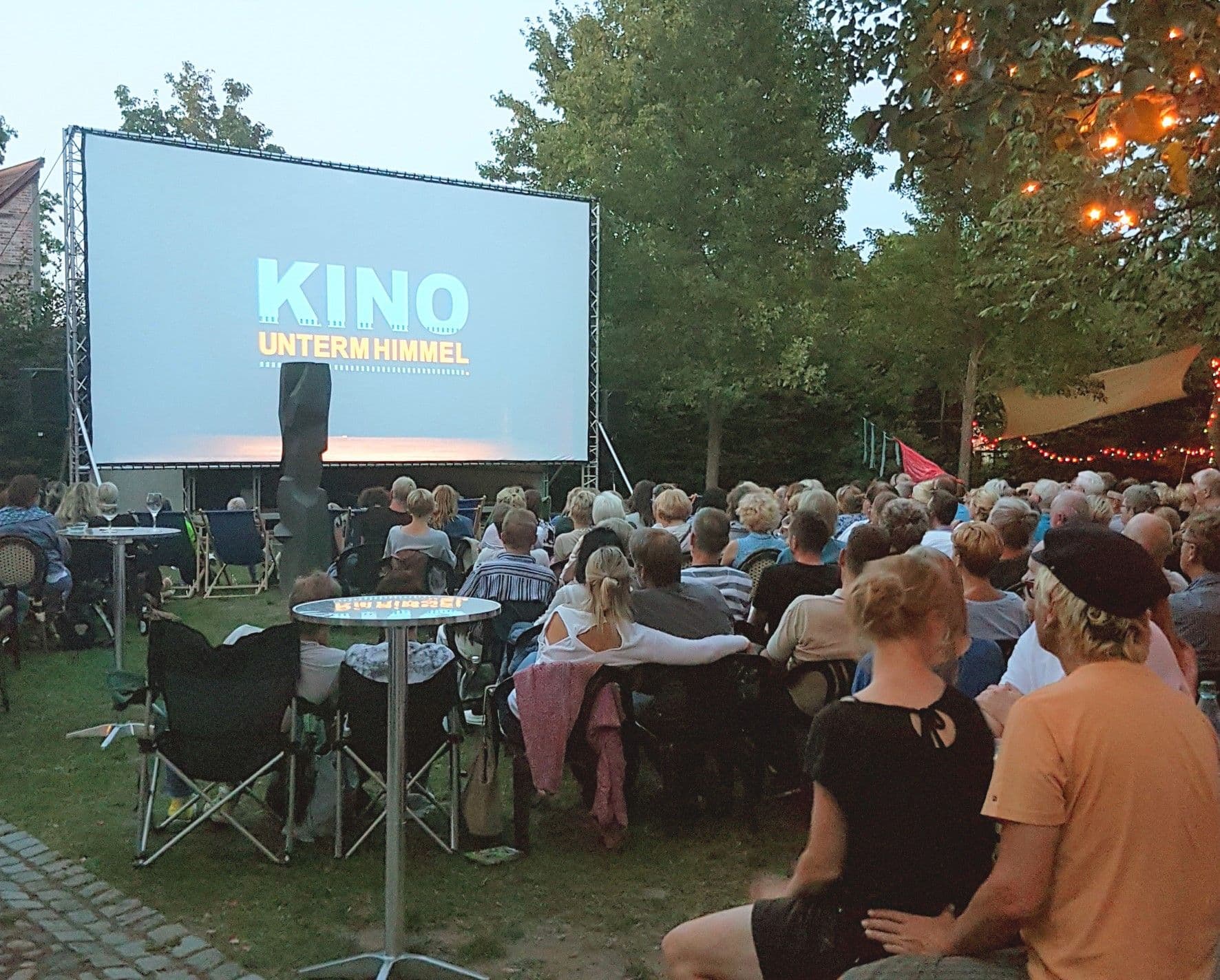Sommerkino unter Sternen: Das Schweriner Sommerfilmfest 2023